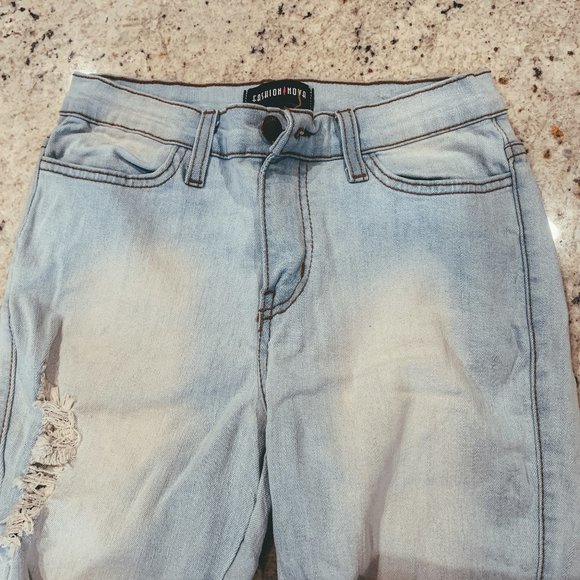 Fashion Nova Highrise Ripped Jeans - Picture 2 of 5